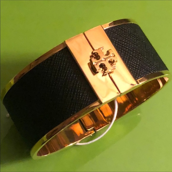 Tory Burch Jewelry - NWT Gorg‼️$165 TORY BURCH Black Leather Inlay Cuff
